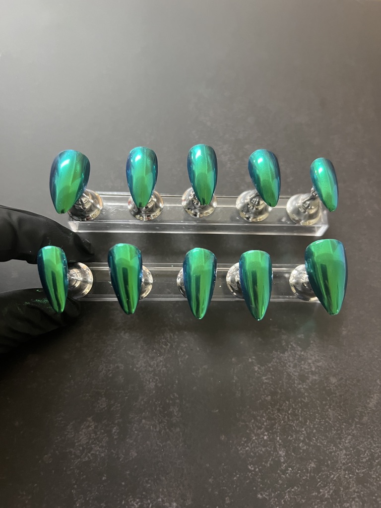 Chrome nail set